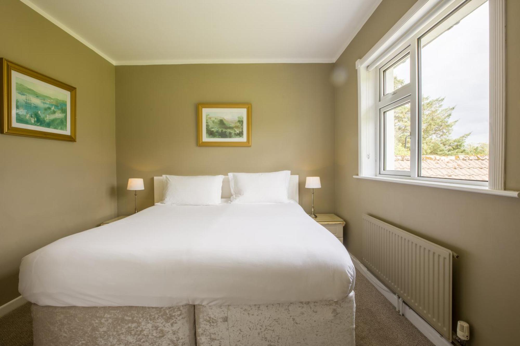 Lios Na Manach Eco B&B Woodford  Exterior foto
